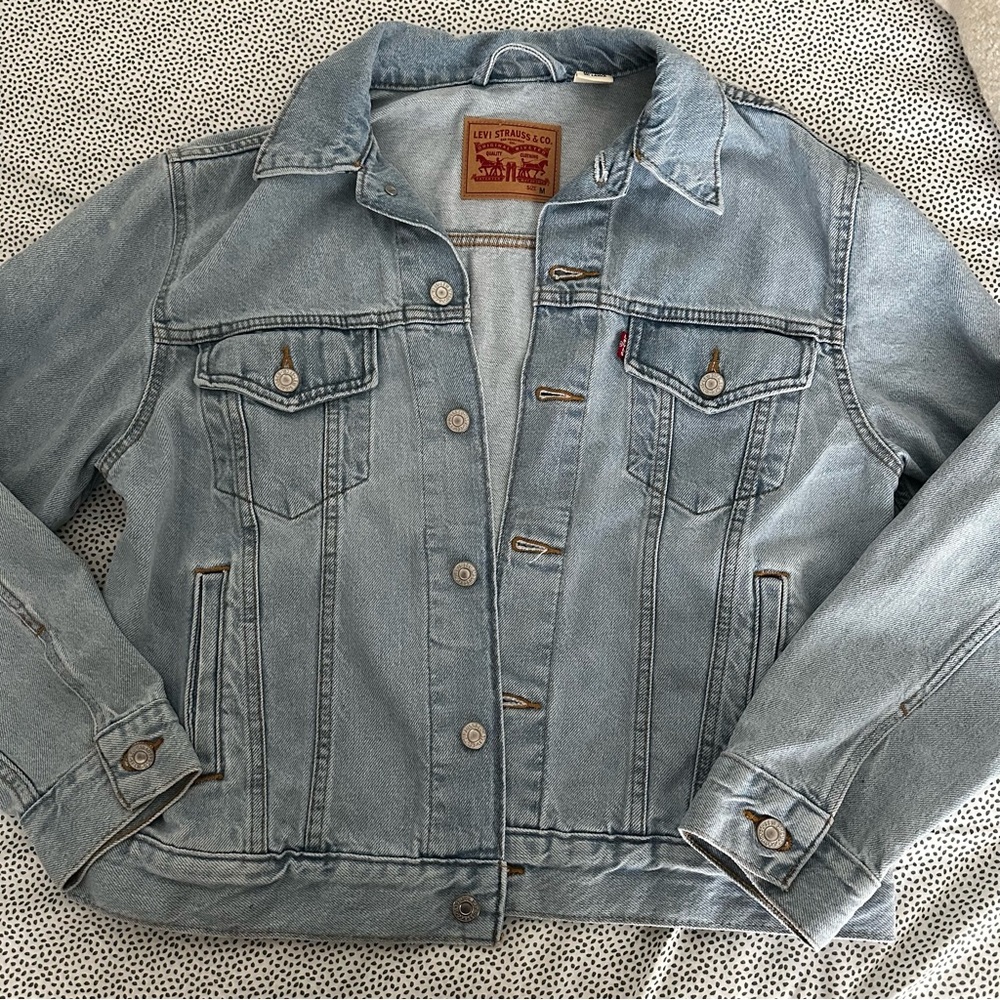 Levi’s Boyfriend Demin Jacket Size Medium